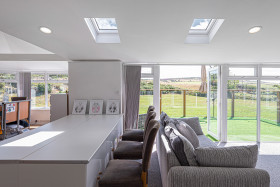 ANGLESEY-INTERIOR-CONSERVATORY (8).jpg